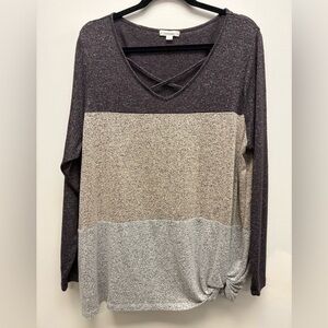 4 for $25 🍒 Warehouse Women's Long Sleeve Color Block Top - Black, Cream, Gray